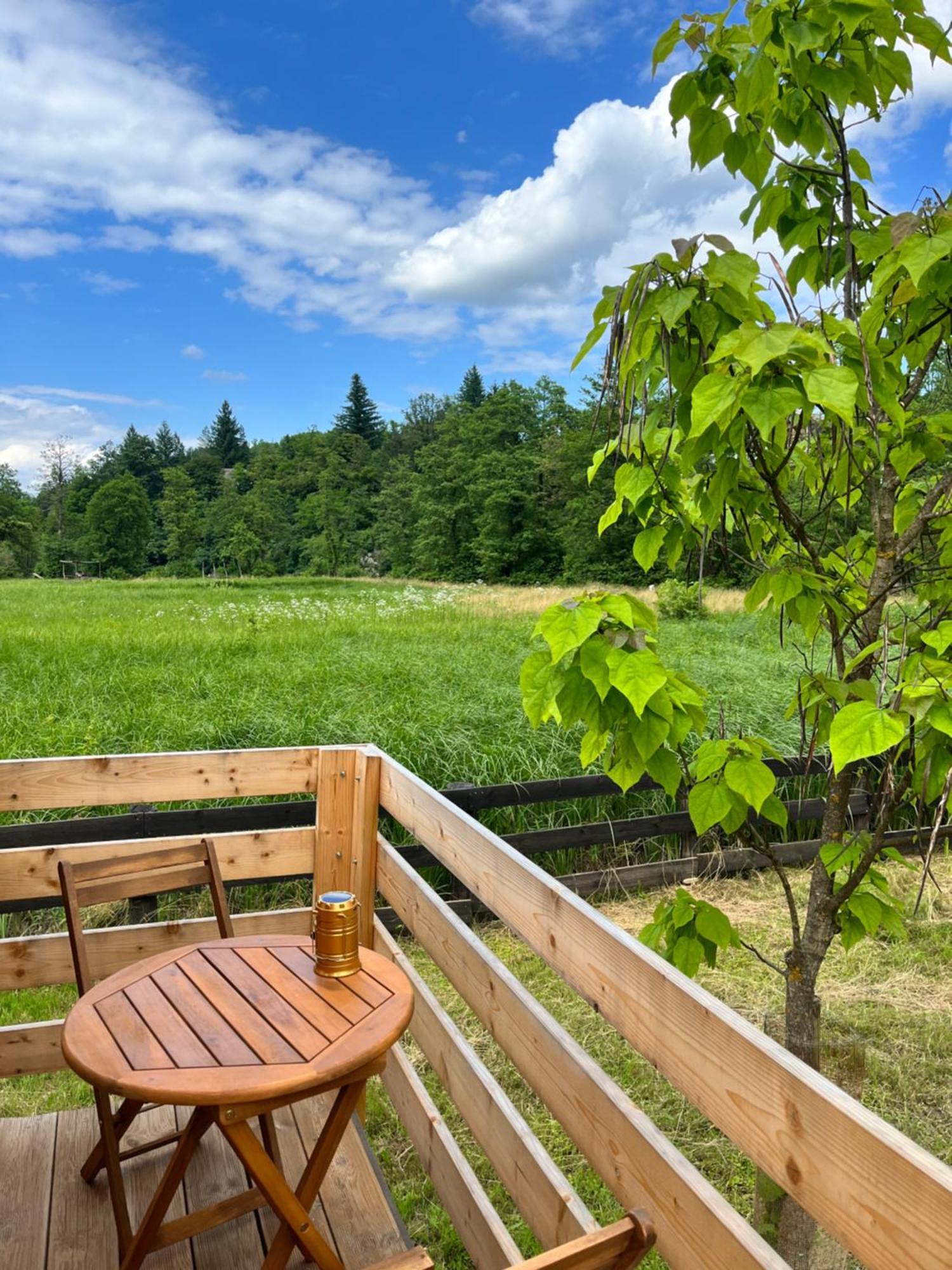 Green River - Robinzonski Kamp Hotell Duga Resa Exteriör bild